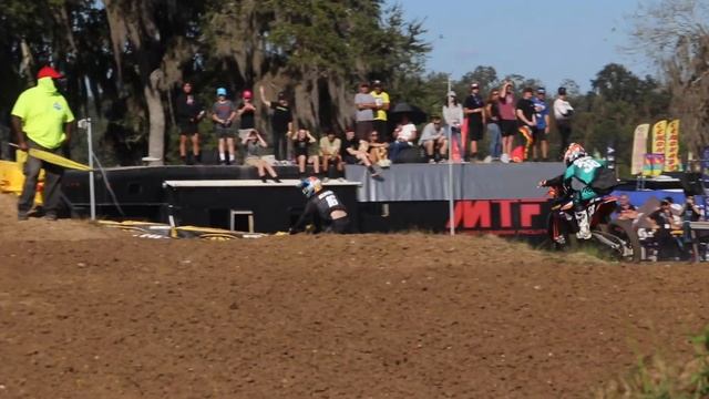 THE CRAZIEST SUPERCROSS RACE FROM MINI O's! Battle To The Finish Line!!! смотреть онлайн