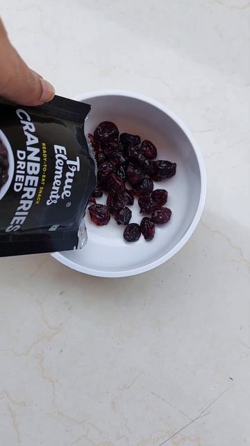 True Elements Cranberries смотреть онлайн