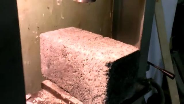 Испытание на сжатие 2 образцов арболита из Нижнего смотреть онлайн