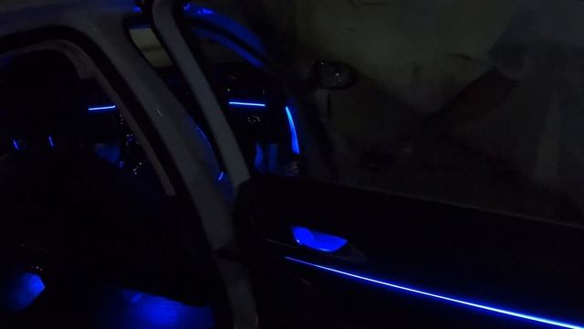 VW Passat with Ambient Lights || Brezza with Star Roof Lights @ns_customsindia| MotoWheelz India смотреть онлайн