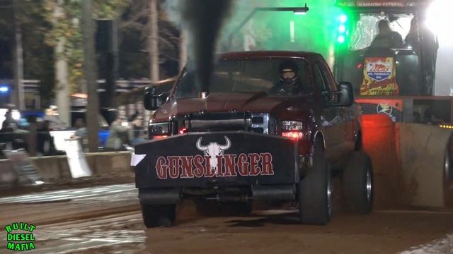 Truck Pull 2022: 3.0 Diesel Trucks. Diesels In Dark Corners 2022. смотреть онлайн