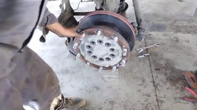 How to change brake pad or disc of Mercedes actros 2042? смотреть онлайн