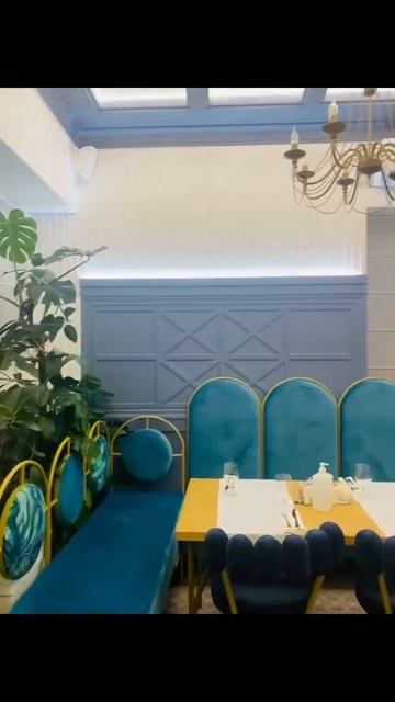 Cinnabon With Salted Caramel And Condensed Milk🤤 At RaySky Restaurant