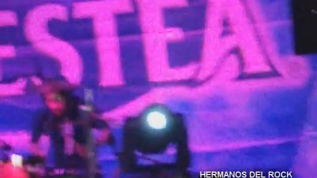 SONICA - Tan Idiota [En el Union Rock Show] смотреть онлайн