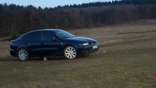 Seat Toledo HD.avi смотреть онлайн