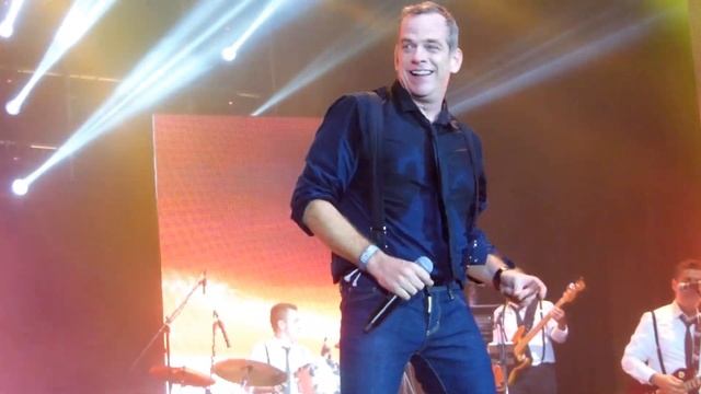 Garou - Everybody need somebody live in Krasnodar 08.08.2016 смотреть онлайн