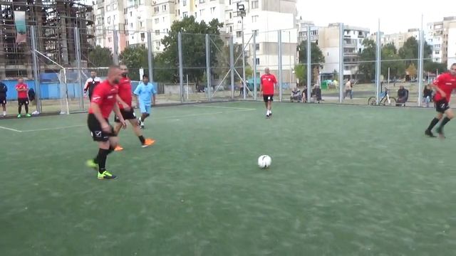 ФК Фантастико Враца - ФК ПАРТИЗАН 4 - 3 Първо полувреме смотреть онлайн