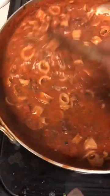 Calamari in umido смотреть онлайн