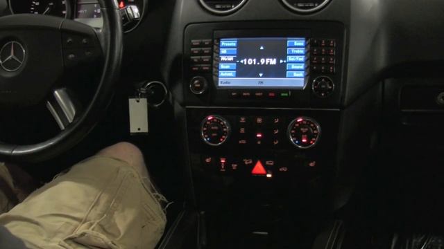 Mercedes-Benz ML500 Sport--Chicago Cars Direct HD смотреть онлайн