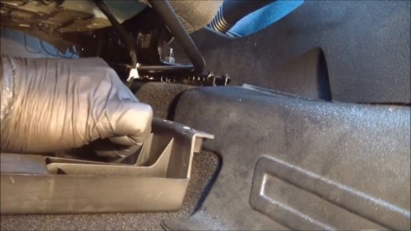 LADA XRAY/XRAY CROSS - Ящик под сиденье