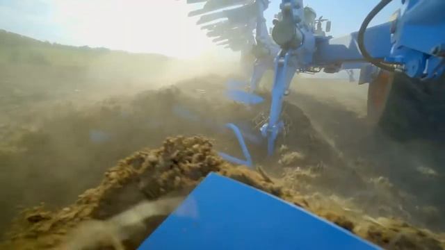 Полунавесной оборотный плуг Lemken Diamant 16 (Лемкен Диамант 16) смотреть онлайн