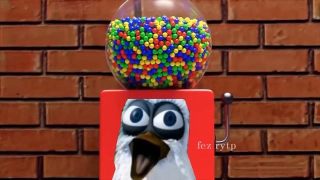 ПАРЕНЬ ИСПУГАЛСЯ ПТИЧКИ смотреть онлайн