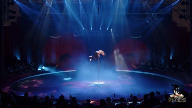 ANTONIO VARGAS (SPAIN, VERTICALS, AERIAL POLE) 23rd Int. Circus Festival Of Italy (2022)