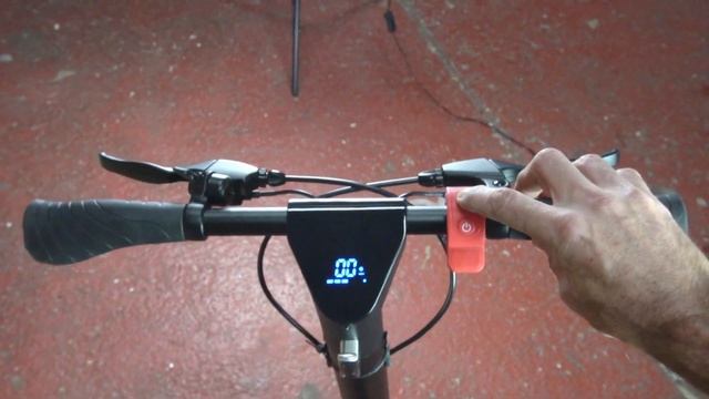 AOVO X9 plus electric scooter, battery removable eScooter install and uninstall battery tutorial смотреть онлайн