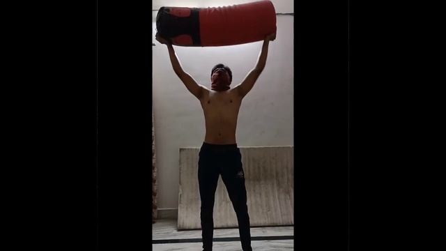 weight lifting with punching bag in bahubali #shorts #motivation смотреть онлайн