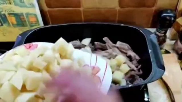 Рёбрышки с картофелем