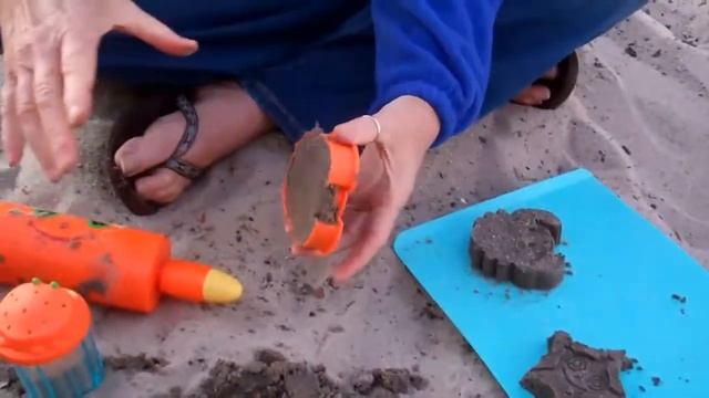 Sand Cookies смотреть онлайн