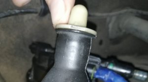 Замена груши подкачки топлива на Renault Trafic (часть 1)