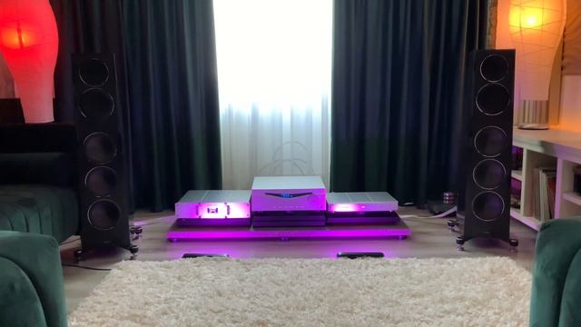 Audia Flight FLS-9 Sound Test...