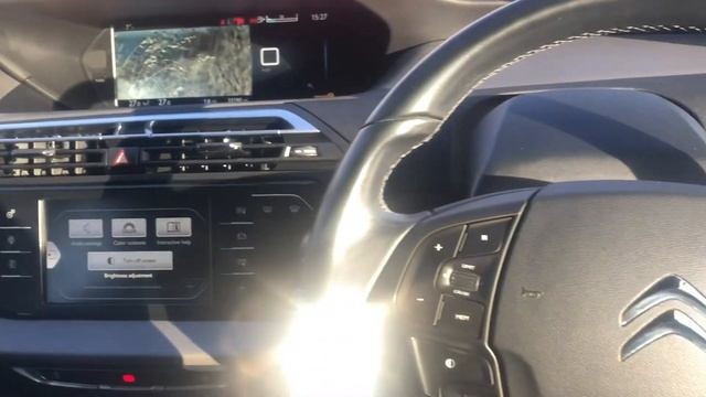 Citroen | Grande Picasso | Walkthrough | Angus MacKinnon