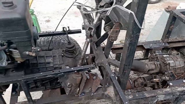 раздатка с нивы на бизона #минитрактор своими руками# GRATU смотреть онлайн