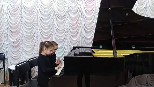 Смирнова Лана Смирнова Лина Н. Перевезенцев Две кукушки смотреть онлайн