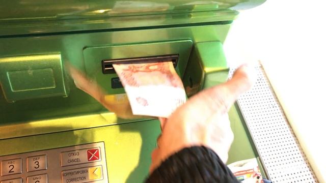 Funny ATM in Russia / Веселый банкомат смотреть онлайн