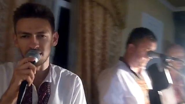 Олесь Грицевич і гурт "Водоспад" - Червона рута смотреть онлайн