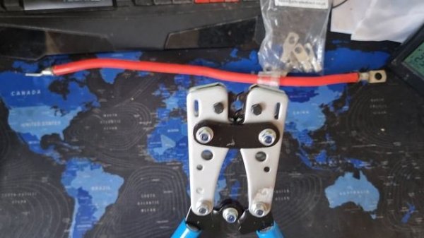 HX-50B Battery Cable Lug Crimping Tools Hand Electrician Pliers for Crimping Wire Cable from 6-50mm