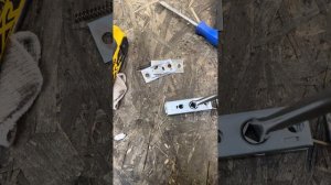 Ремонт межкомнатного замка защелка