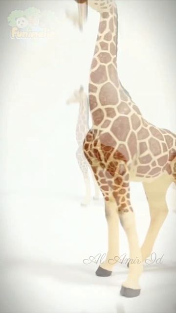 check out this beautiful giraffe figurine #animal #toys #figures #collectibles #papo #schleich смотреть онлайн