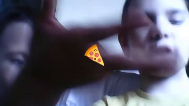 У нас появились новые сквиши . это  пончик🍩 и пицца🍕