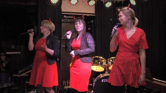 26 Анна Наумова и Алена Прохорова смотреть онлайн