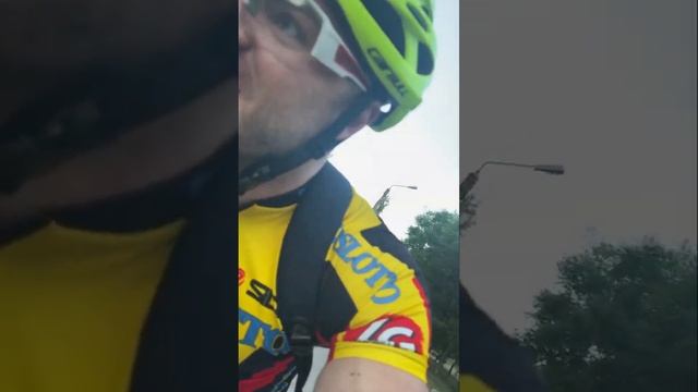 Решили прокатиться на Санаторий Куяльник, Толян и Костян🚵🚵♀️ смотреть онлайн