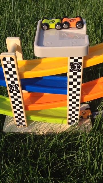 Гоночный трек с Алиэкспресс отличный подарок малышу