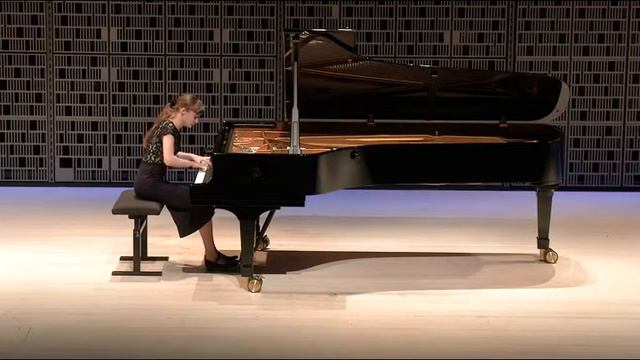 Helmi Vesa, Sibelius-Akatemia, Tikhomirova Alina (Haydn, Sibelius, Bacewicz, Schumann) смотреть онлайн