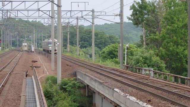 千歳線733系 上野幌駅到着 JR-Hokkaido 733 series EMU смотреть онлайн