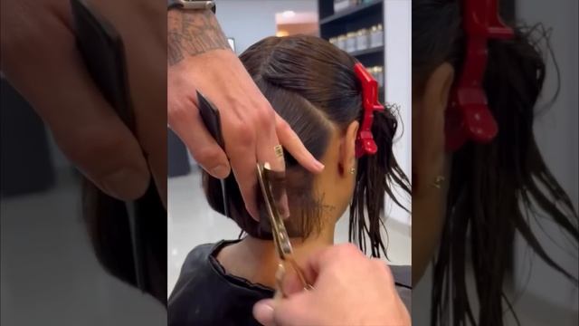 Popular Short Pixie Haircuts For Women | Latest Short Haircuts By Professionals смотреть онлайн