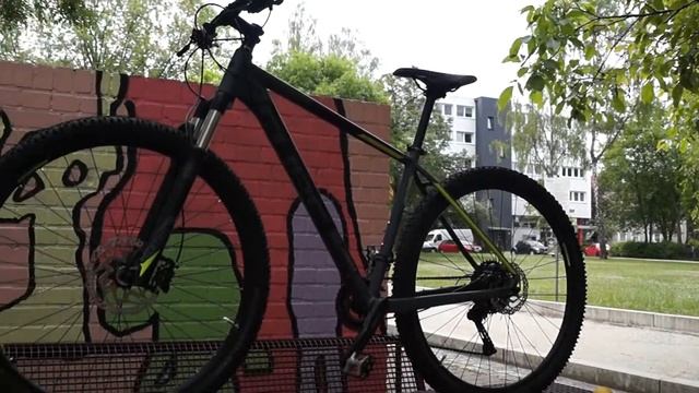 Bikeporn: Cube Acid смотреть онлайн