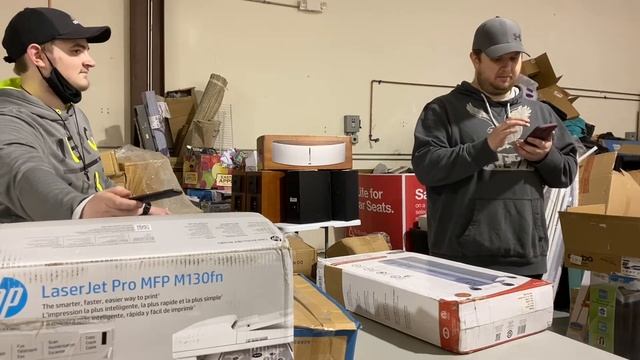 Going through a pallet of STAPLES Liquidations - Apple Pencil - Samsung 500GB SSD + MORE!!! смотреть онлайн