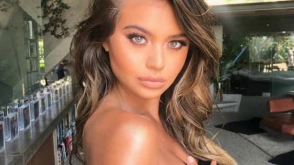 Sofia Jamora Biography | Age | Height | Weight | Plus-size Model | Net Worth | Lifestyle | Fact