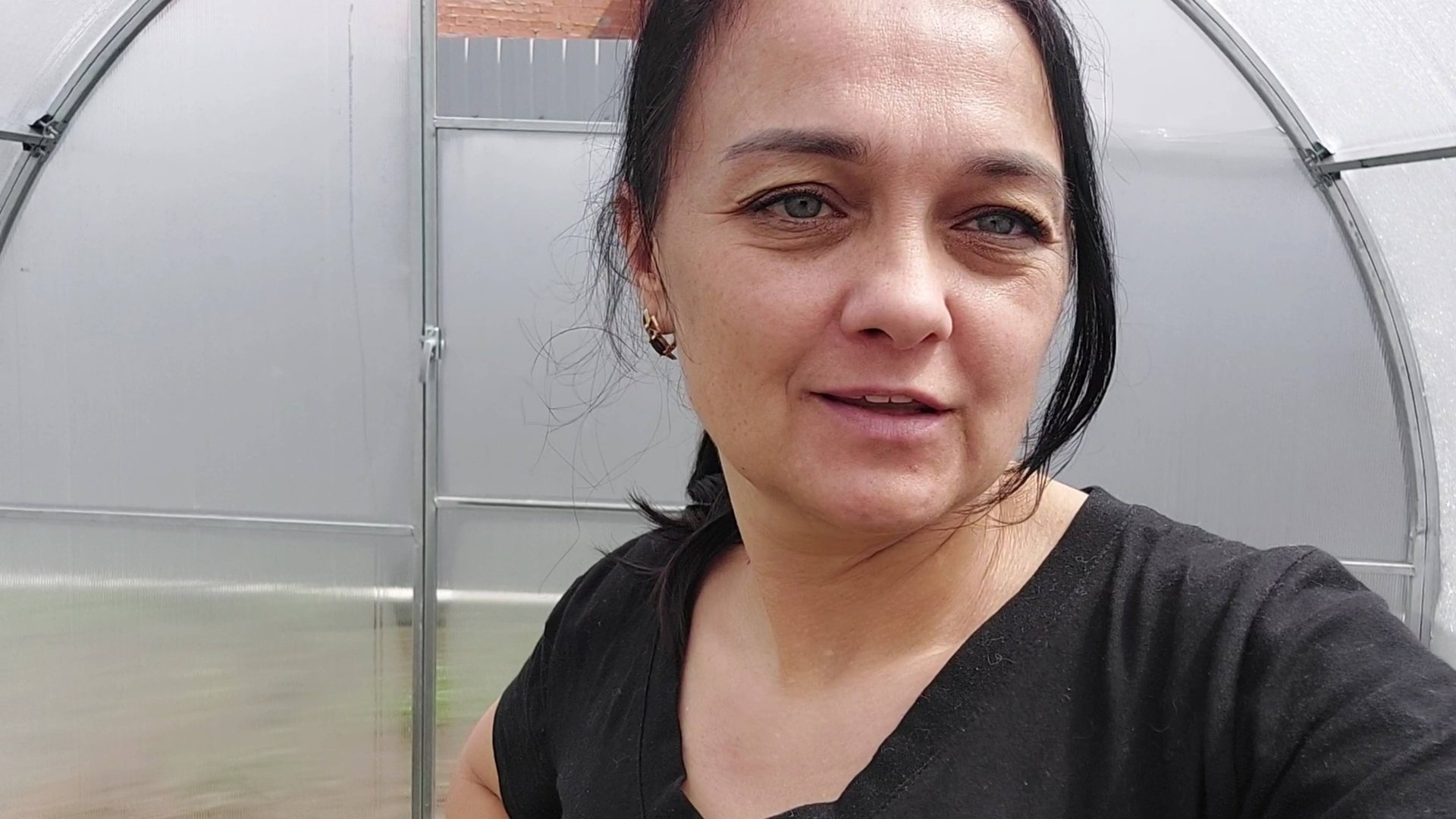 237 Весь день в теплице. Готовим грядки.