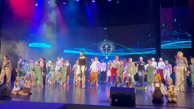 Завершающий танец четвертого отчетного концерта #Voldance, 20.04.2025 смотреть онлайн