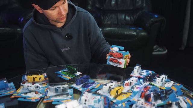 Hot Wheels za poslední tři roky | Magnus Walker | Porsche | Daniel Arsham смотреть онлайн