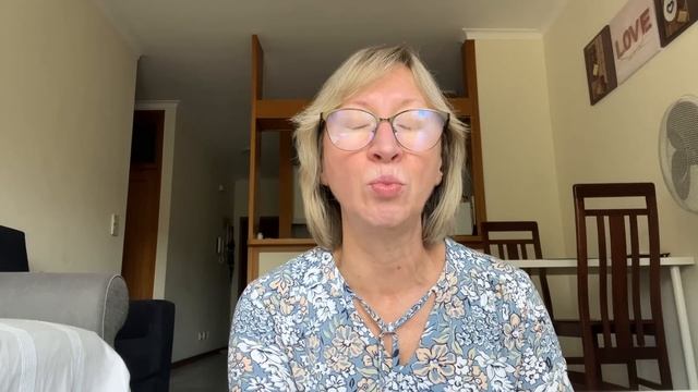 Самвел Адамян/У сучки течка!Угробит шупу под пошлое ржание!Соски торчат,Сева оценил!На лбу вырос ЙУ смотреть онлайн