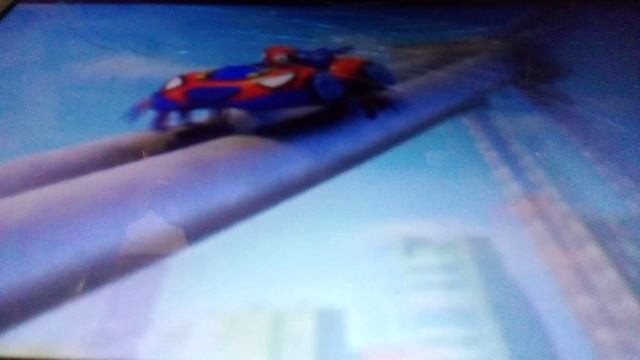 Паучок и его друзья. Команда паучков спасает городской мост от носорога и зелёного гоблина.