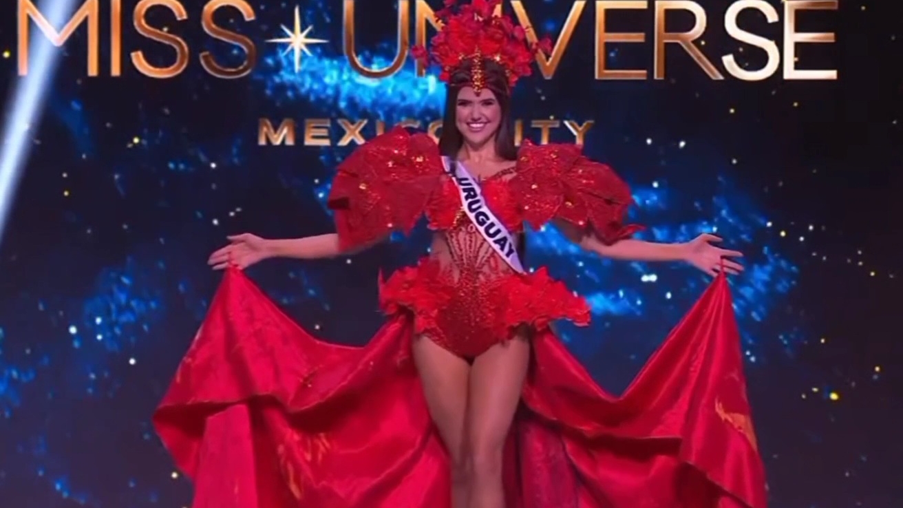 Uruguay Yanina Lucas Miss Universe 2024 (73) National Costume Уругвай Мисс Вселенная 2024 Костюм