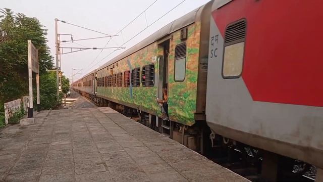 130 kmph High Speed Trains ( Amrit Bharat, Vande Bharat, Falaknuma, Ahmedabad SF, Ispat ) смотреть онлайн