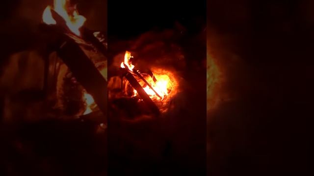 Жгу старые деревянные лыжи смотреть онлайн