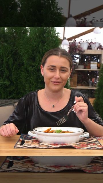 Шари Вари. Чайхана | Летний салат с жареным сулугуни